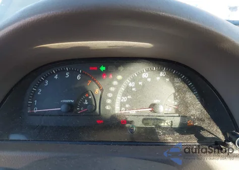 2004 Toyota Camry Le z USA, uszkodzony, nr VIN 4T1BE32K44U870452